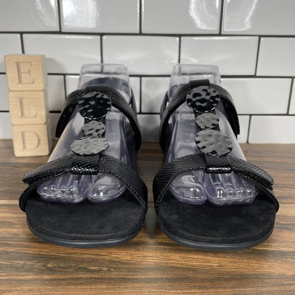 Vionic Farra Women's Size 7 Shoes Black Lizard Print Strappy Medallion Sandals - Picture 2 of 12